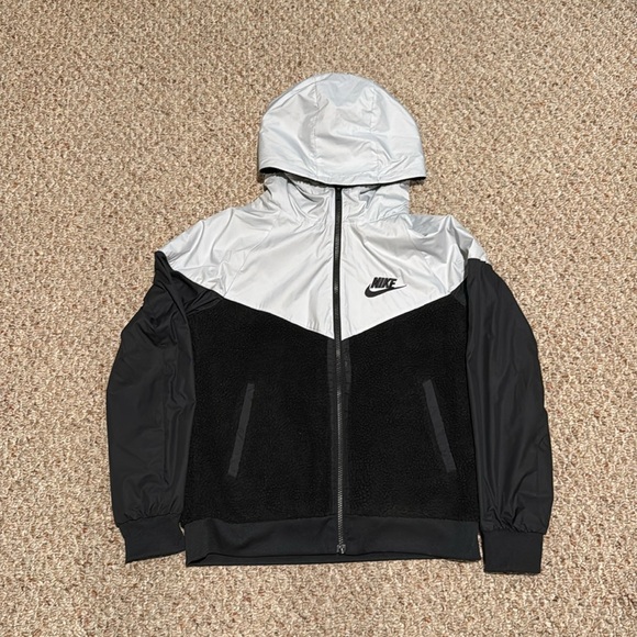 Nike Jacket - Kids L - Black and White - Picture 1 of 1
